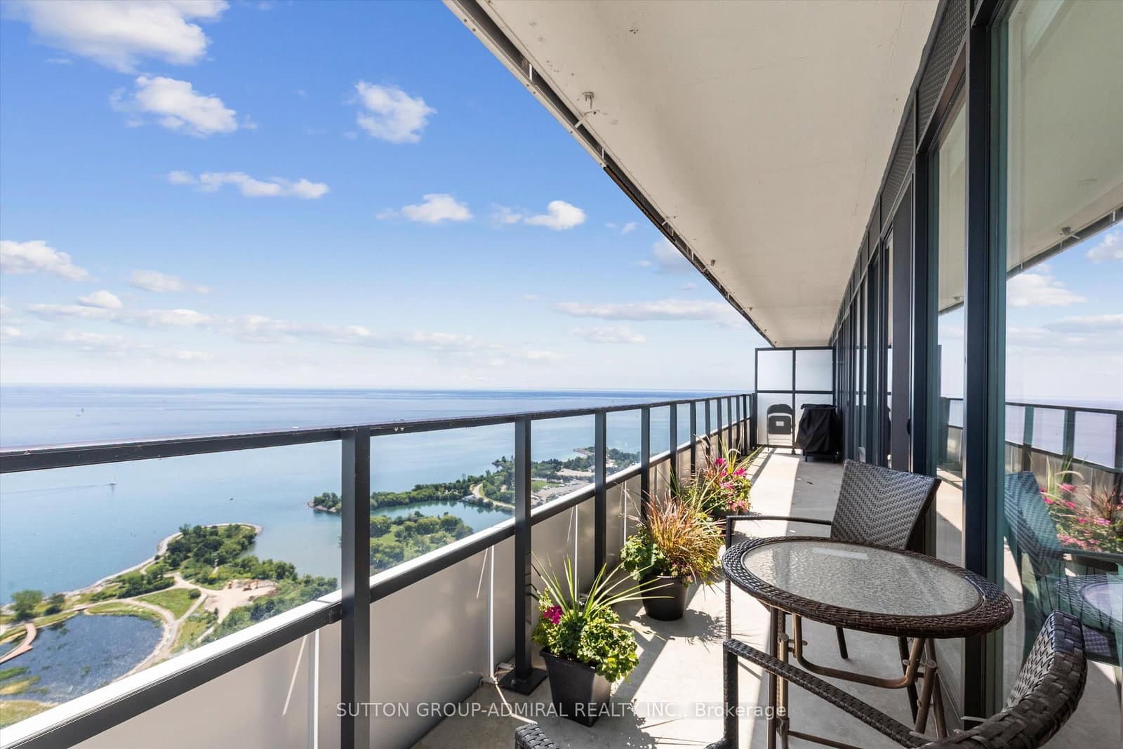30 Shore Breeze Drive, Unit 4908 thumbnail 2