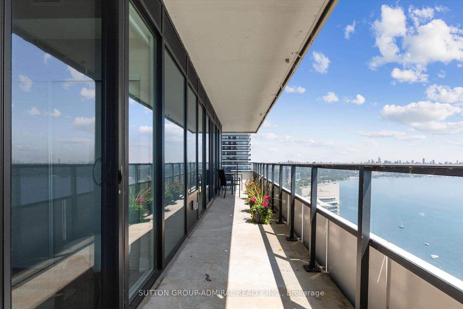 30 Shore Breeze Drive, Unit 4908 thumbnail 4