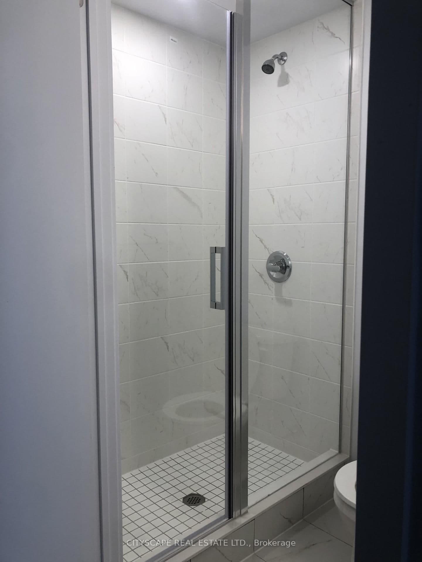 2433 Dufferin Street, Unit 615 thumbnail 2