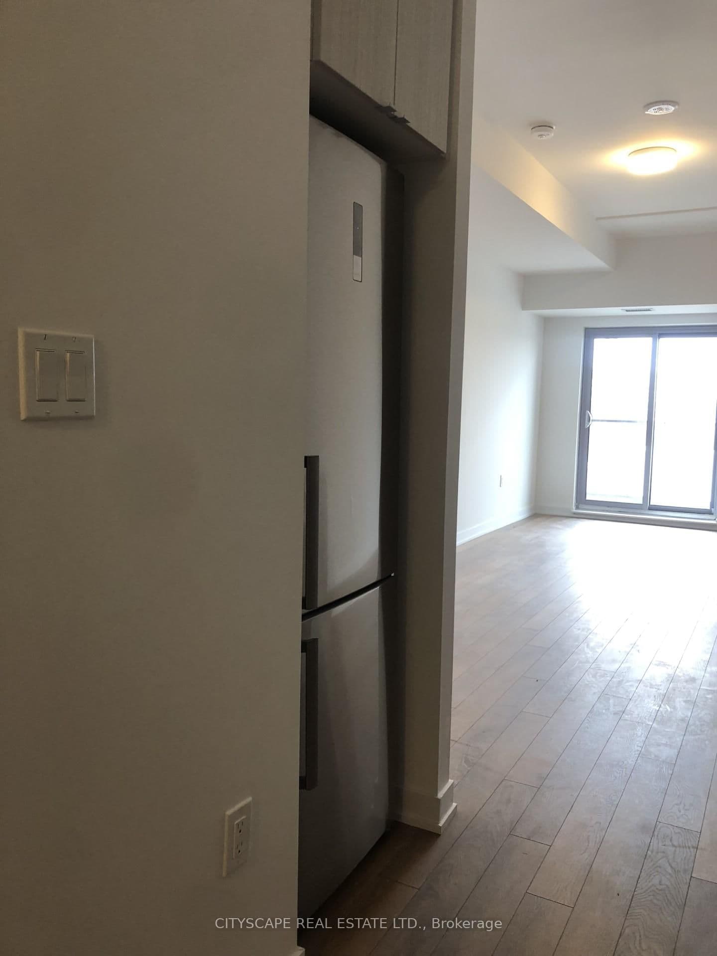 2433 Dufferin Street, Unit 615 thumbnail 4