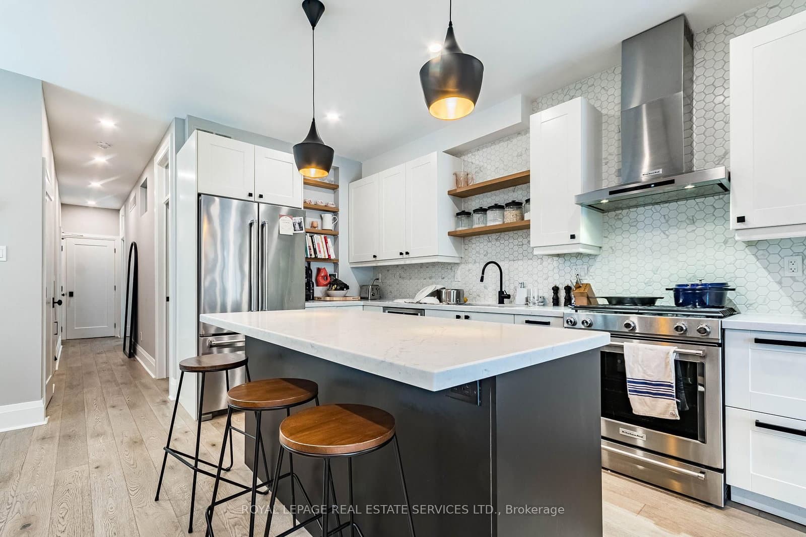 238 Garden Avenue thumbnail 23