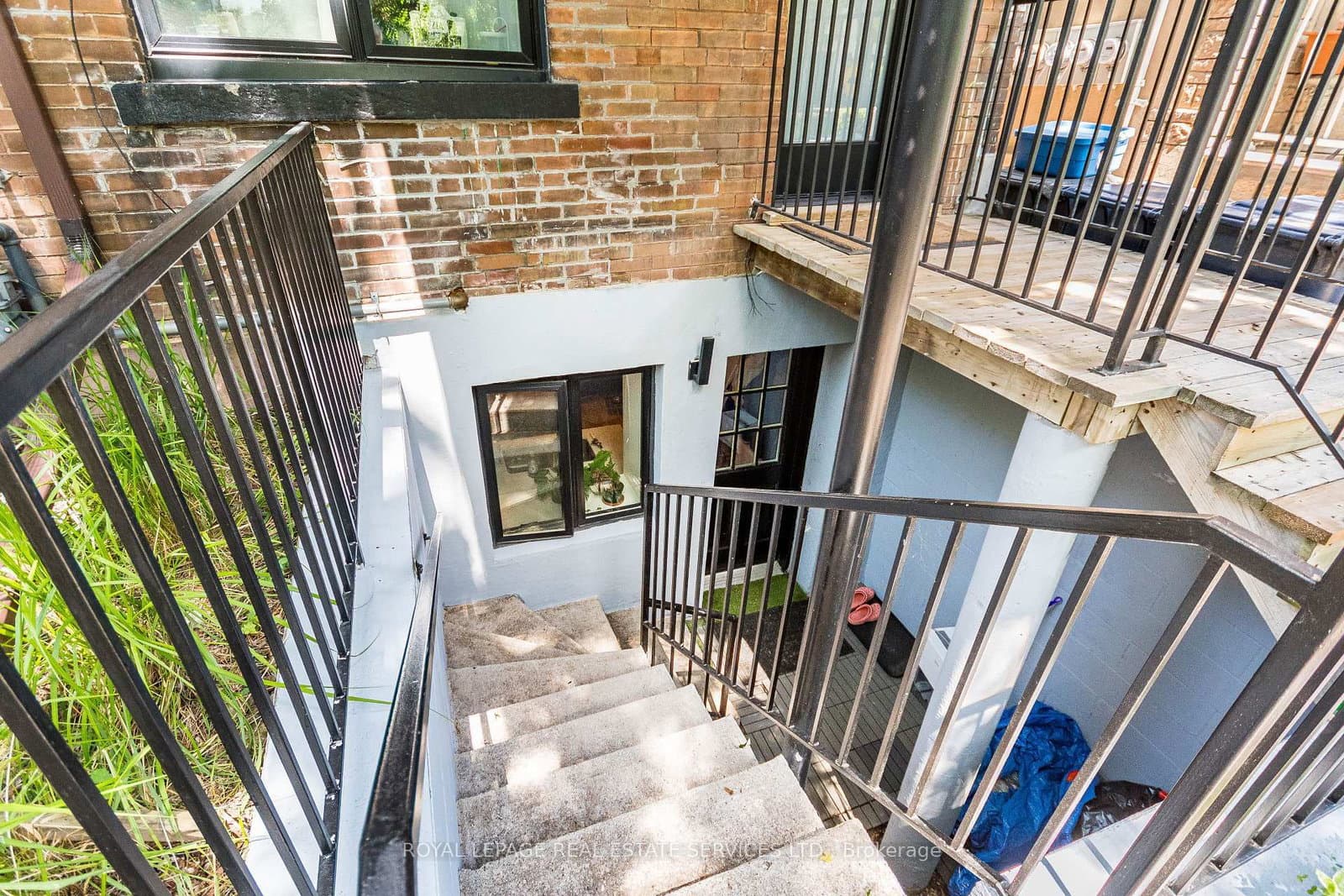 238 Garden Avenue thumbnail 32