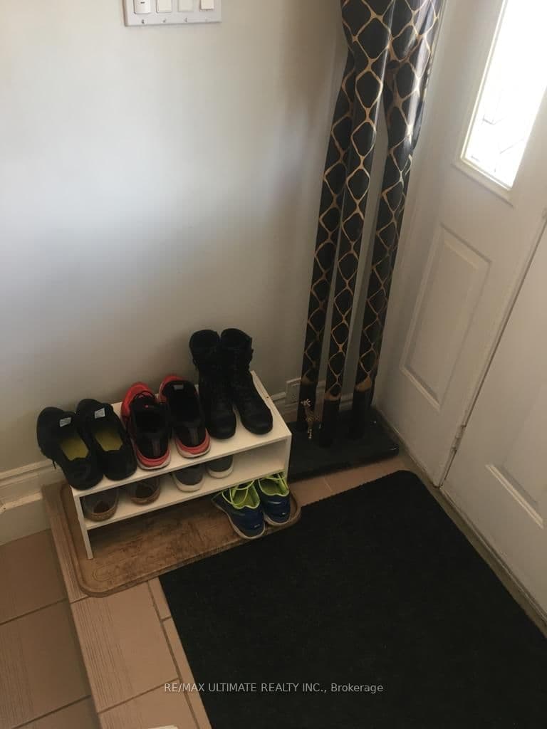 81 Amesbury Drive, Unit Basement thumbnail 14