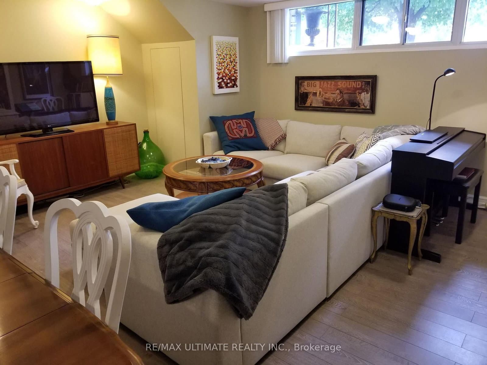 81 Amesbury Drive, Unit Basement thumbnail 5