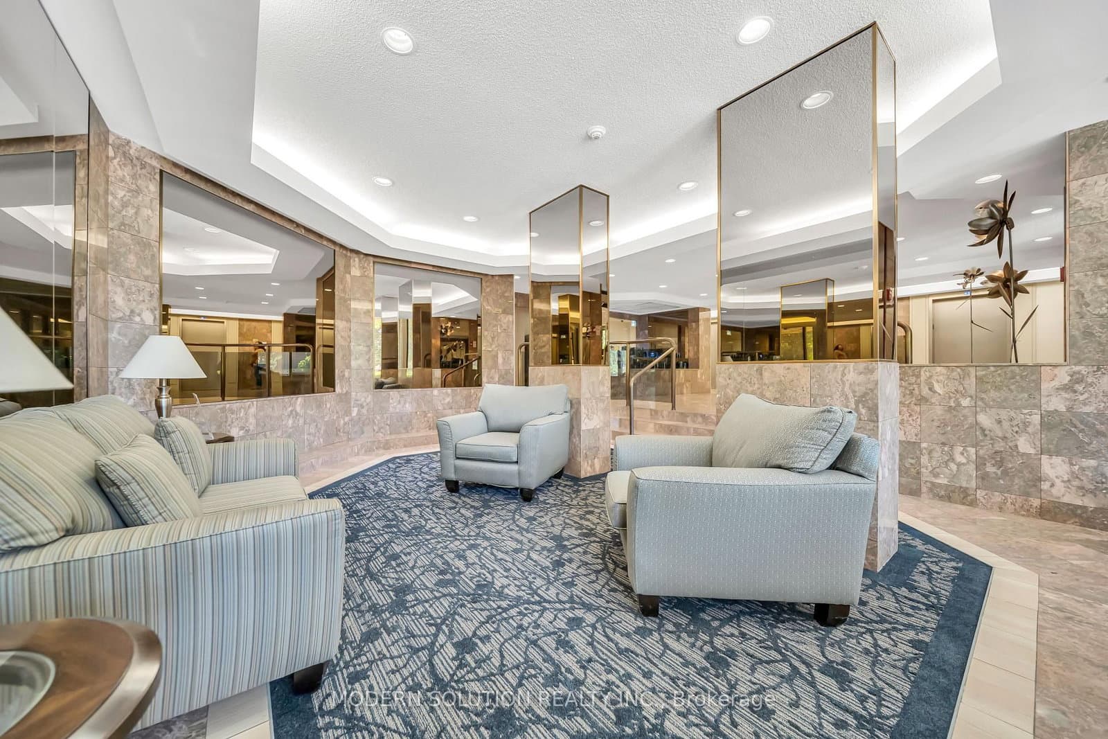 20 Cherrytree Drive, Unit 501 thumbnail 11
