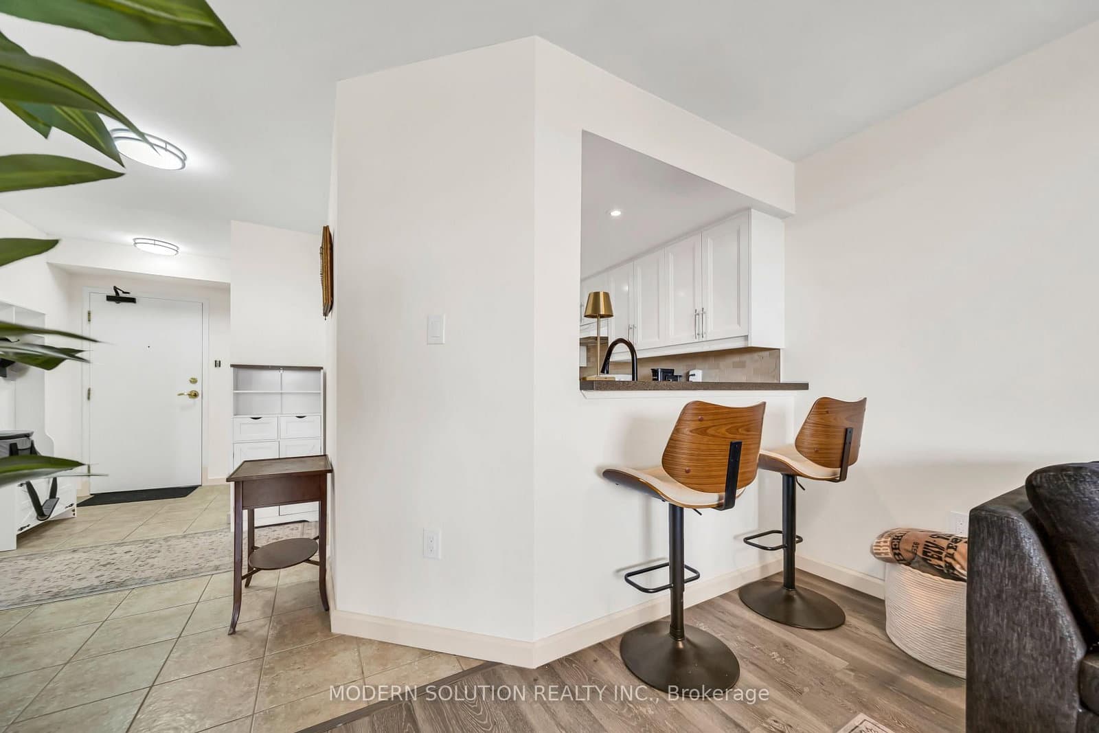20 Cherrytree Drive, Unit 501 thumbnail 25