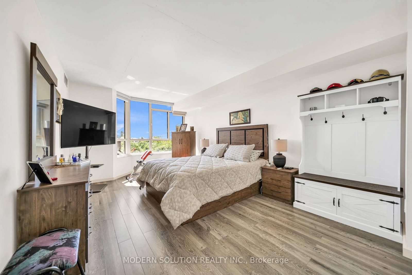 20 Cherrytree Drive, Unit 501 thumbnail 38