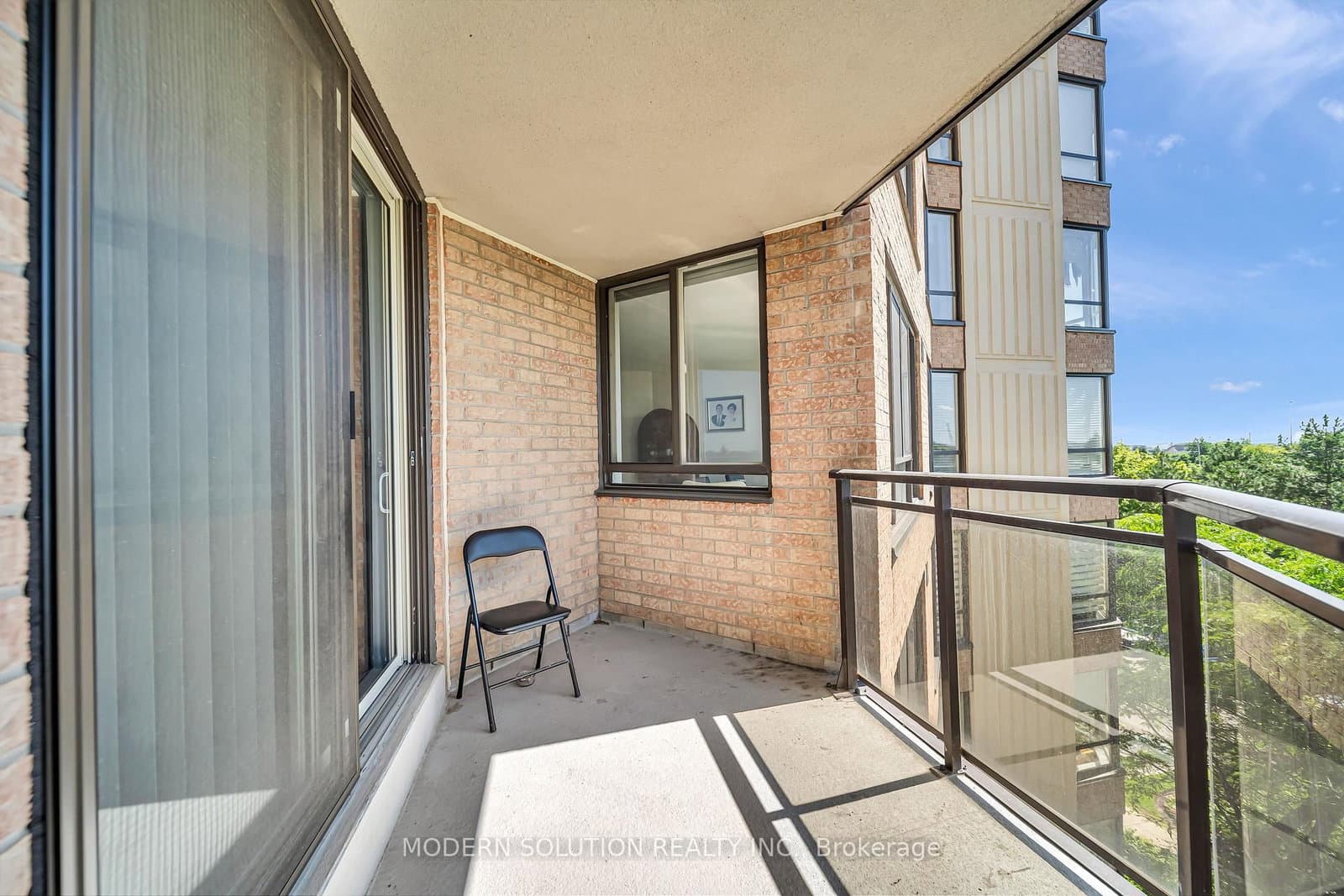 20 Cherrytree Drive, Unit 501 thumbnail 40