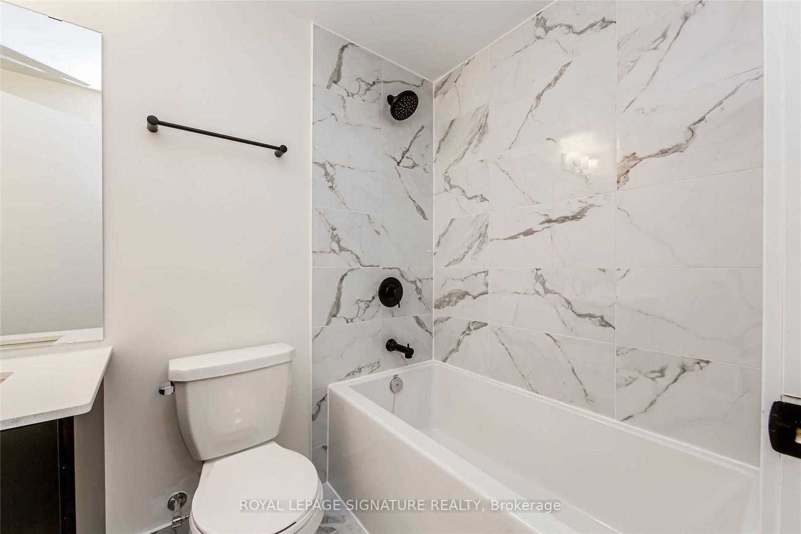 2300 St Clair Avenue W, Unit 706 thumbnail 14