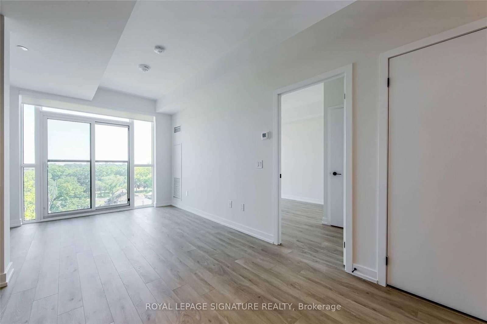 2300 St Clair Avenue W, Unit 706 thumbnail 7