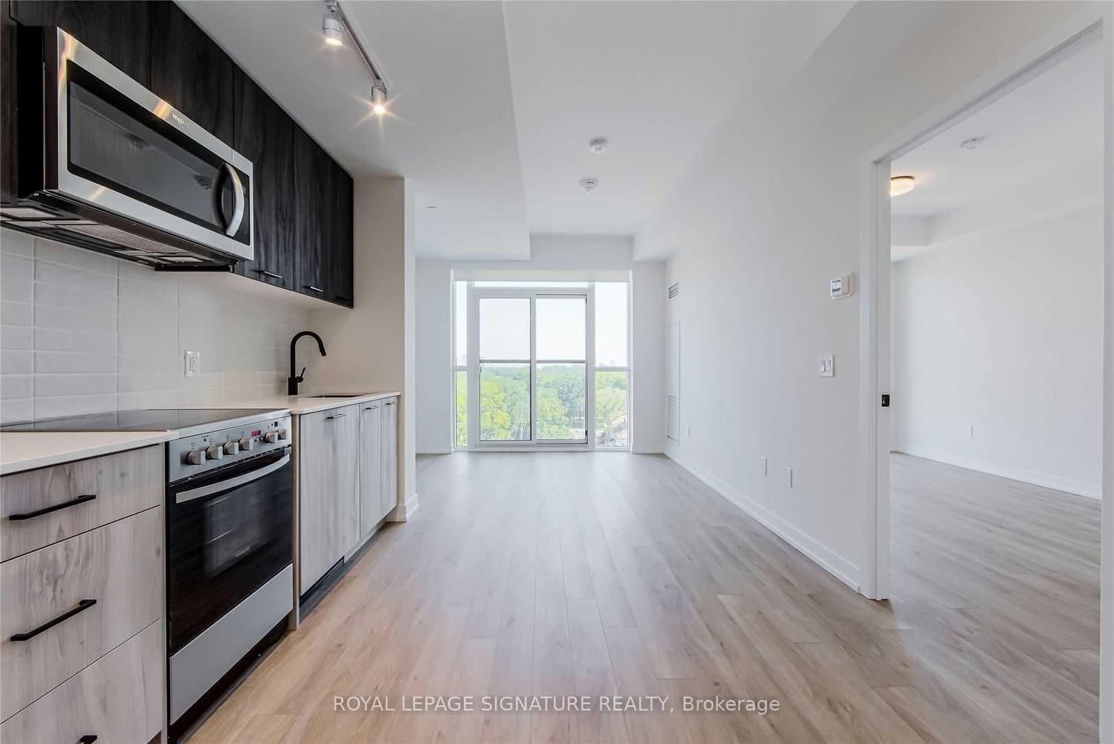 2300 St Clair Avenue W, Unit 706 thumbnail 8