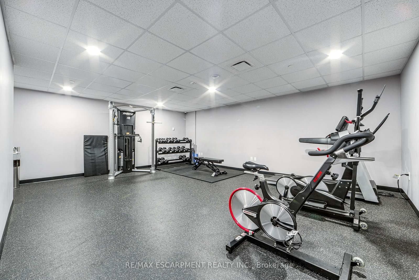 2433 Dufferin Street, Unit 112 thumbnail 23
