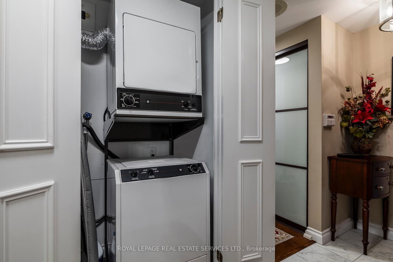 1 Palace Pier Court, Unit 2812 thumbnail 11