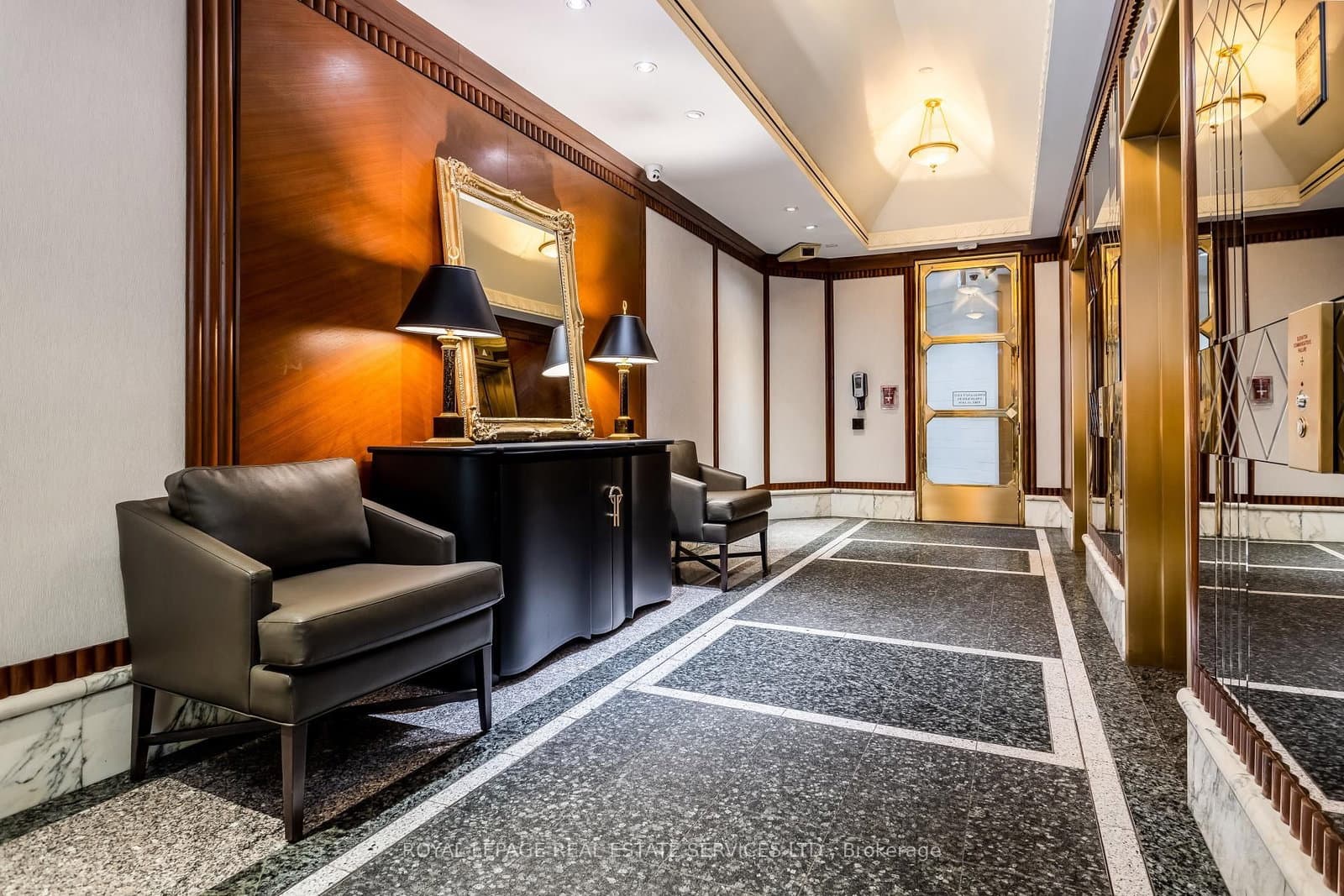 1 Palace Pier Court, Unit 2812 thumbnail 24