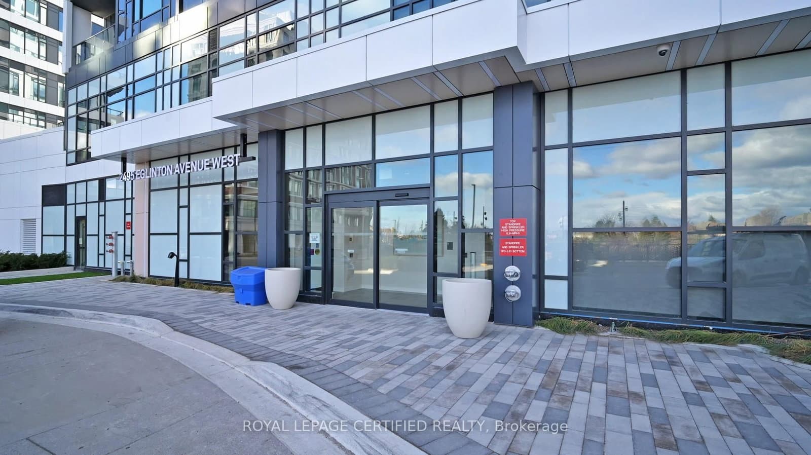 2495 Eglinton Avenue W, Unit 205 thumbnail 4
