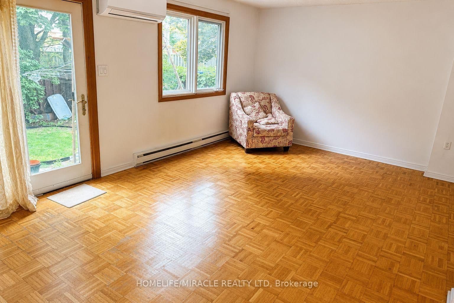 2651 Aquitaine Avenue, Unit 74 thumbnail 9