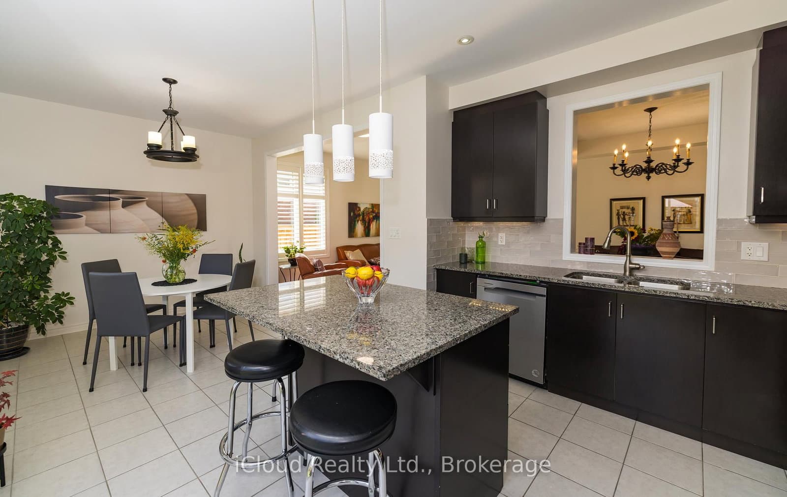 954 Penson Crescent thumbnail 21