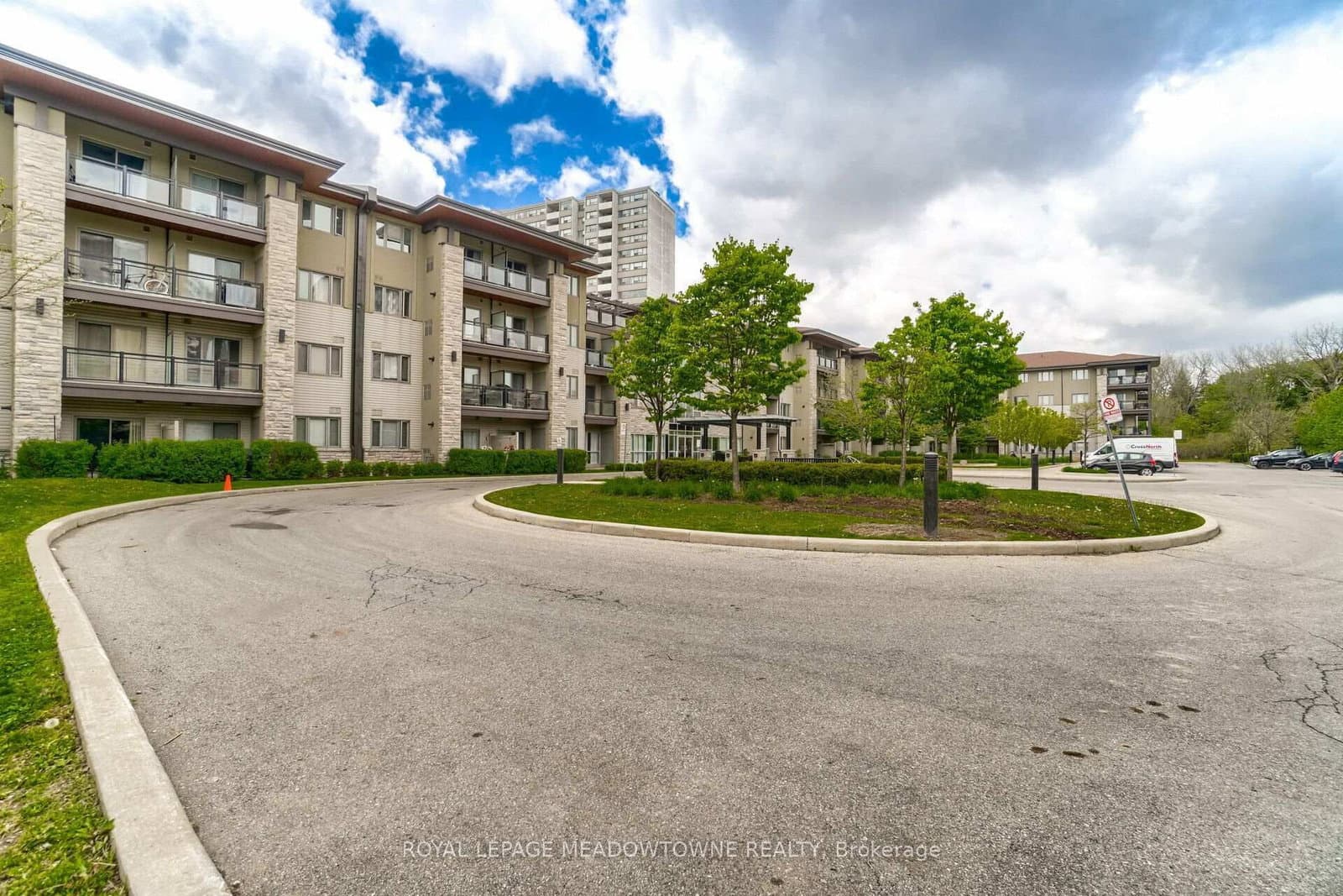 570 Lolita Gardens, Unit 119 thumbnail 2