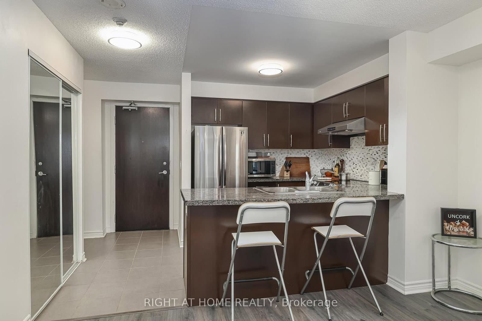 3 Michael Power Place, Unit 2402 thumbnail 13
