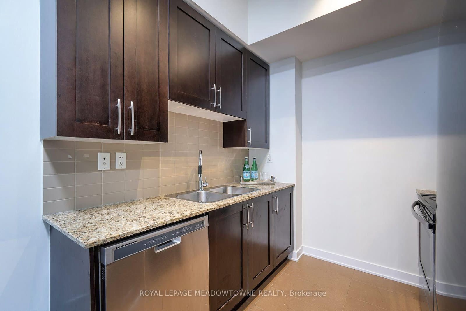 4065 Brickstone Mews, Unit 315 thumbnail 9