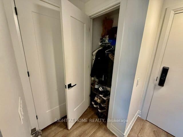 95 Dundas Street W, Unit 29 thumbnail 11