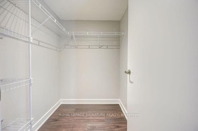 11 Superior Avenue, Unit 201 thumbnail 28