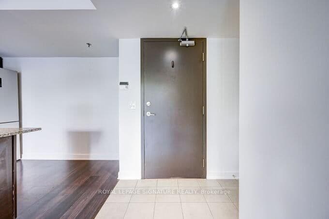 11 Superior Avenue, Unit 201 thumbnail 7