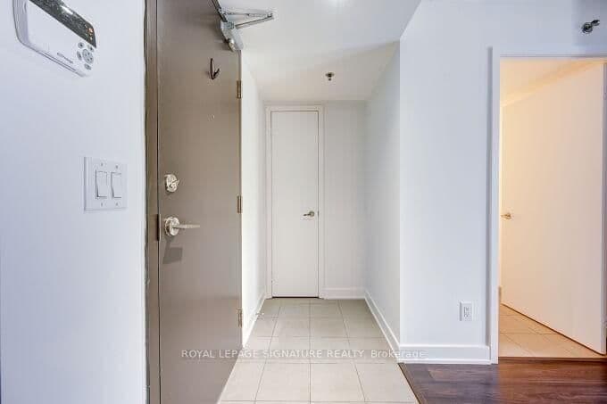 11 Superior Avenue, Unit 201 thumbnail 9