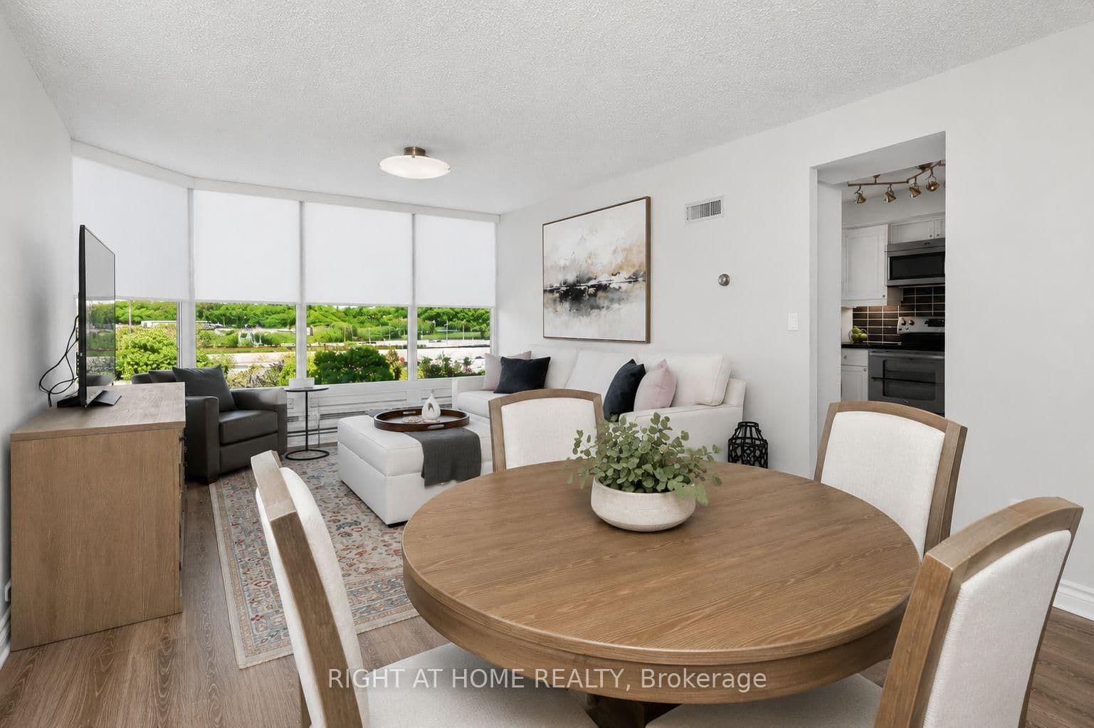 1 Palace Pier Court, Unit 607 thumbnail 14