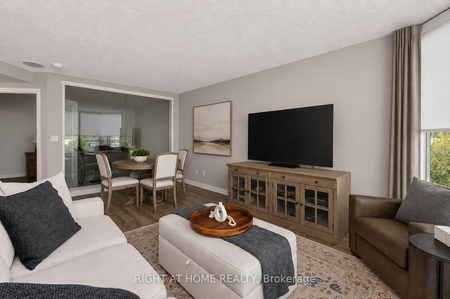 1 Palace Pier Court, Unit 607 thumbnail 17