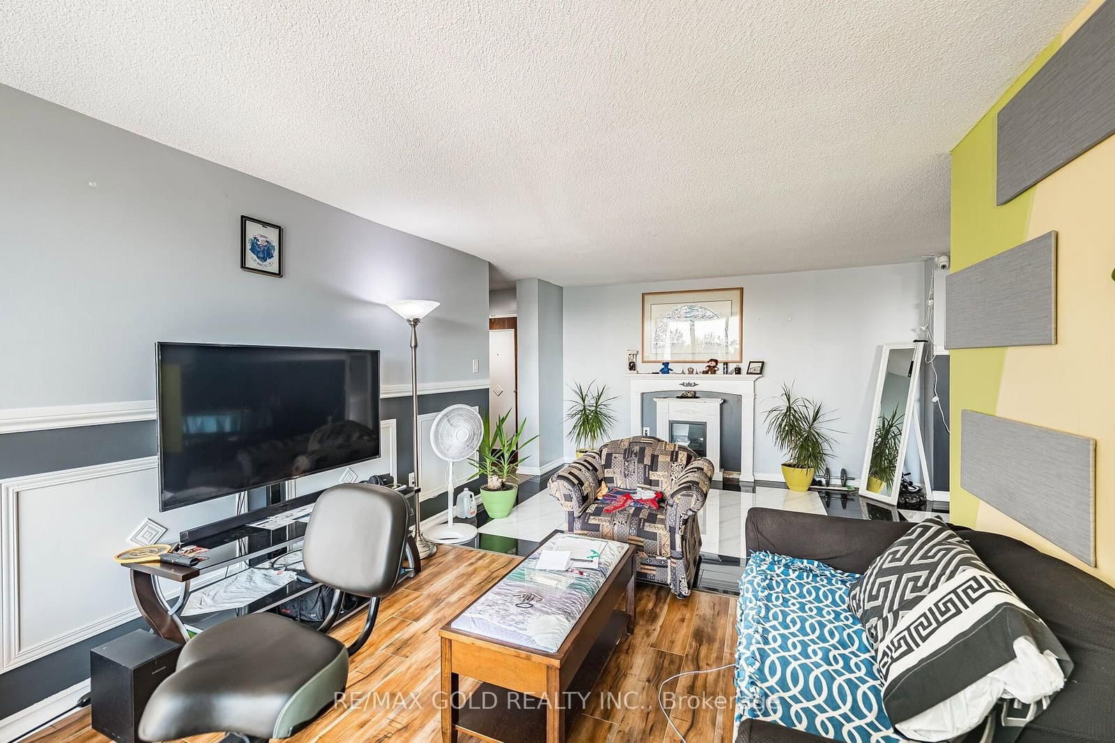 21 Knightsbridge Road, Unit 407 thumbnail 15