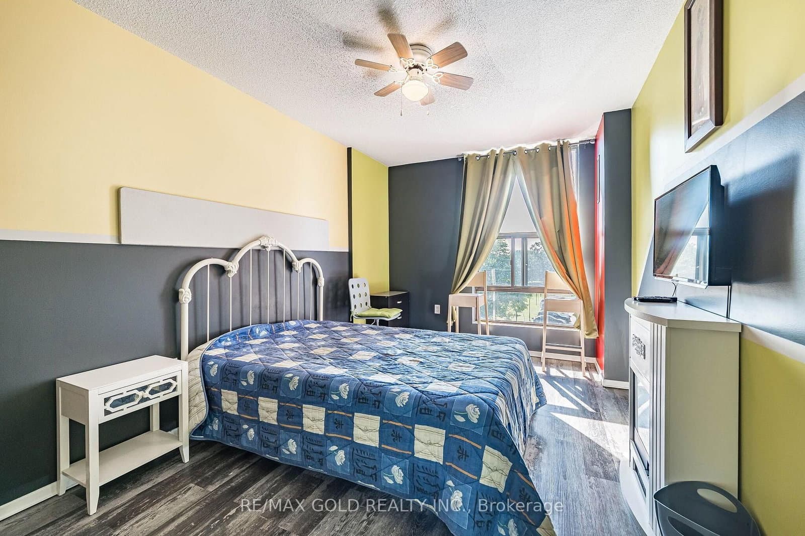 21 Knightsbridge Road, Unit 407 thumbnail 36
