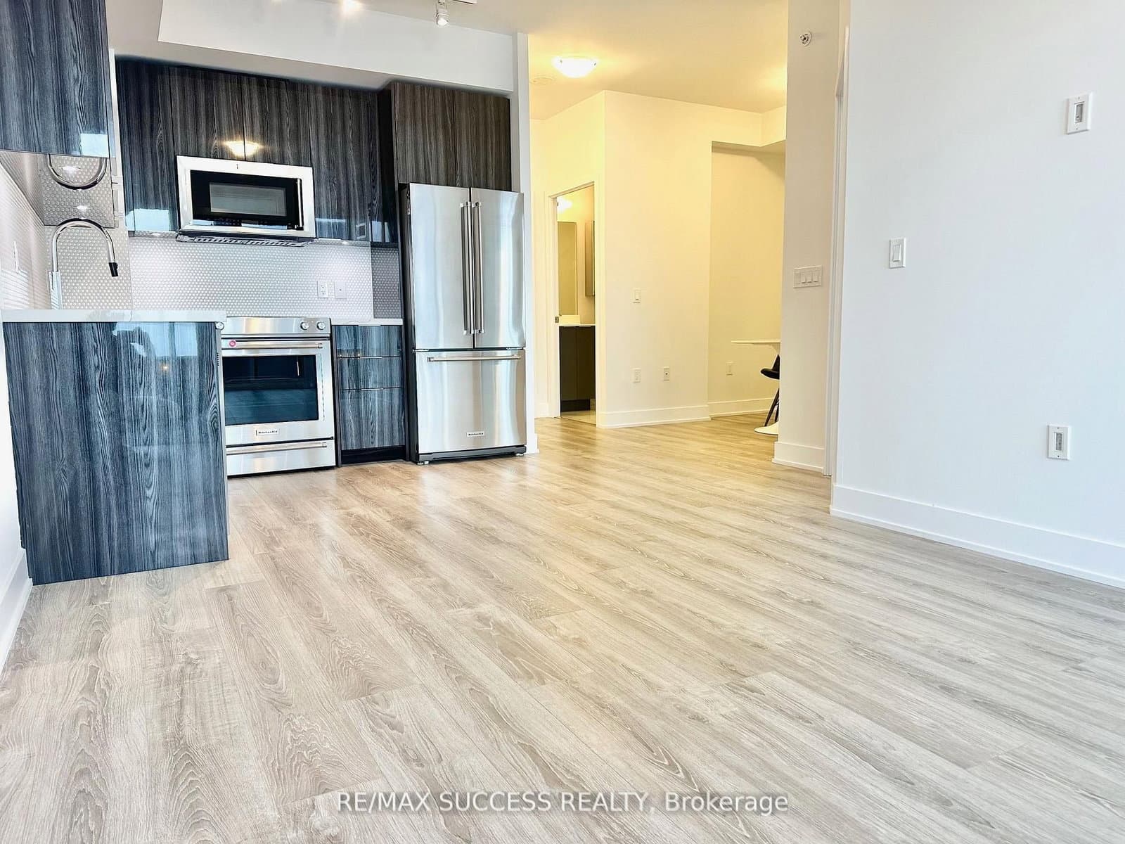 30 Shore Breeze Drive, Unit 2617 thumbnail 16