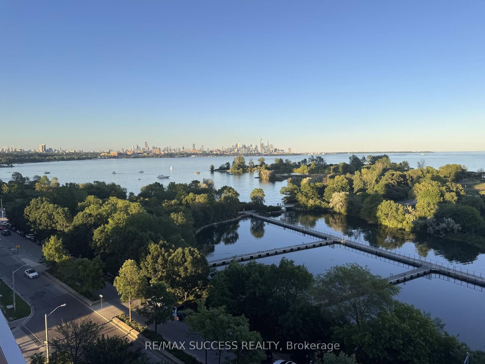 30 Shore Breeze Drive, Unit 2617 thumbnail 2