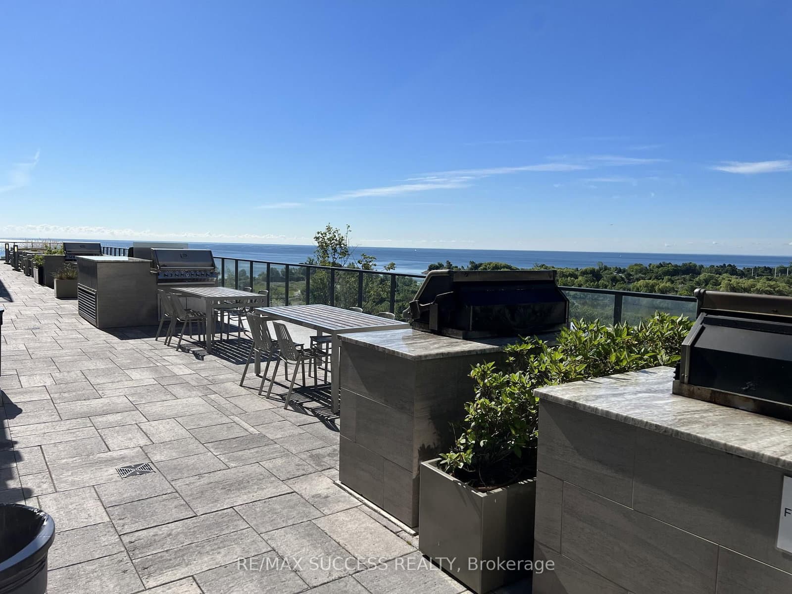 30 Shore Breeze Drive, Unit 2617 thumbnail 24