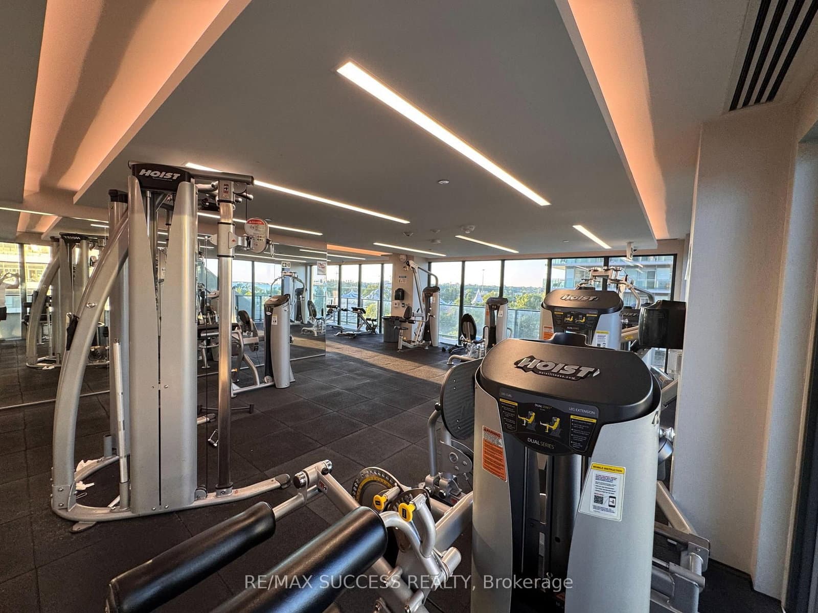 30 Shore Breeze Drive, Unit 2617 thumbnail 34
