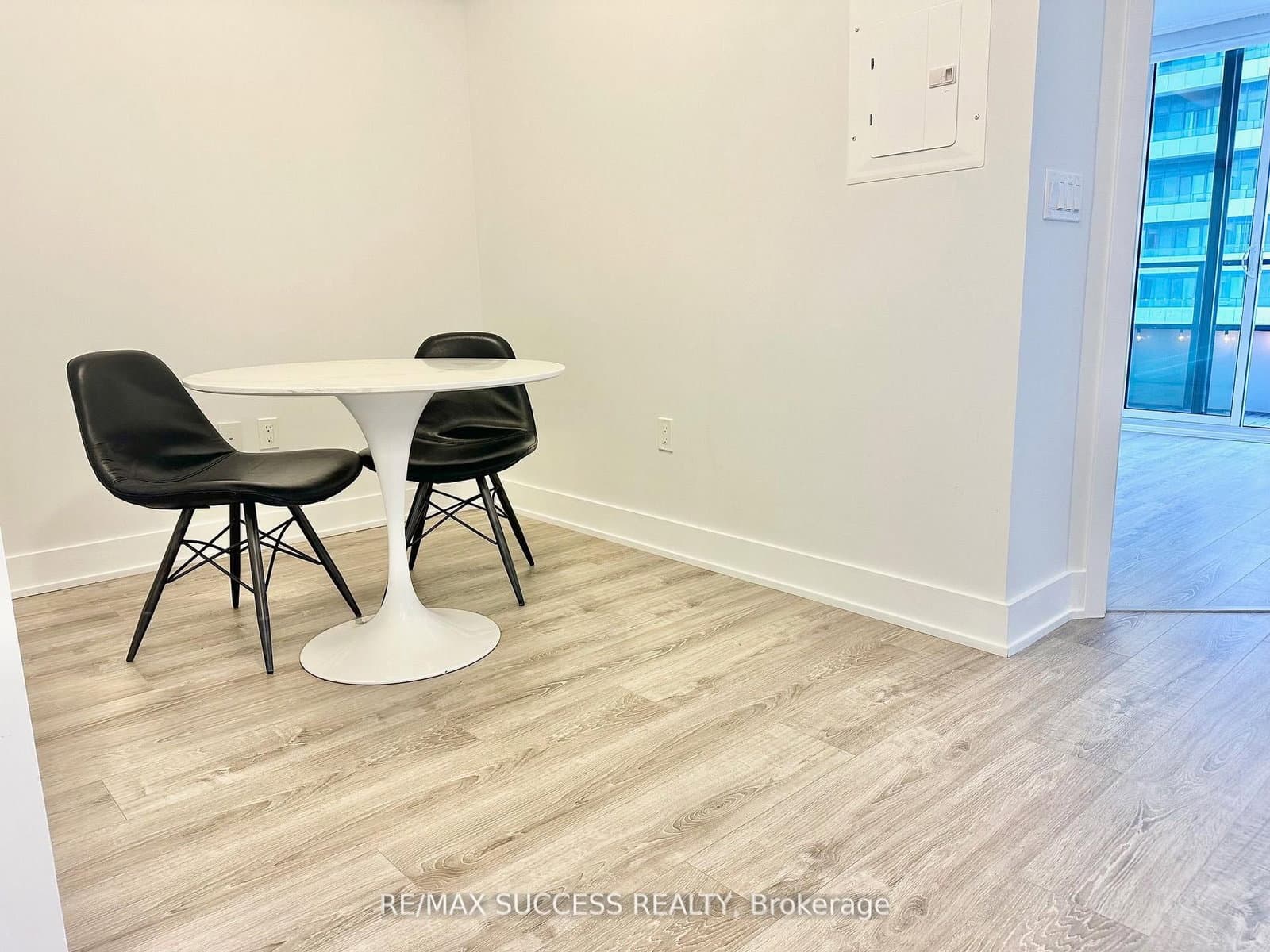30 Shore Breeze Drive, Unit 2617 thumbnail 9
