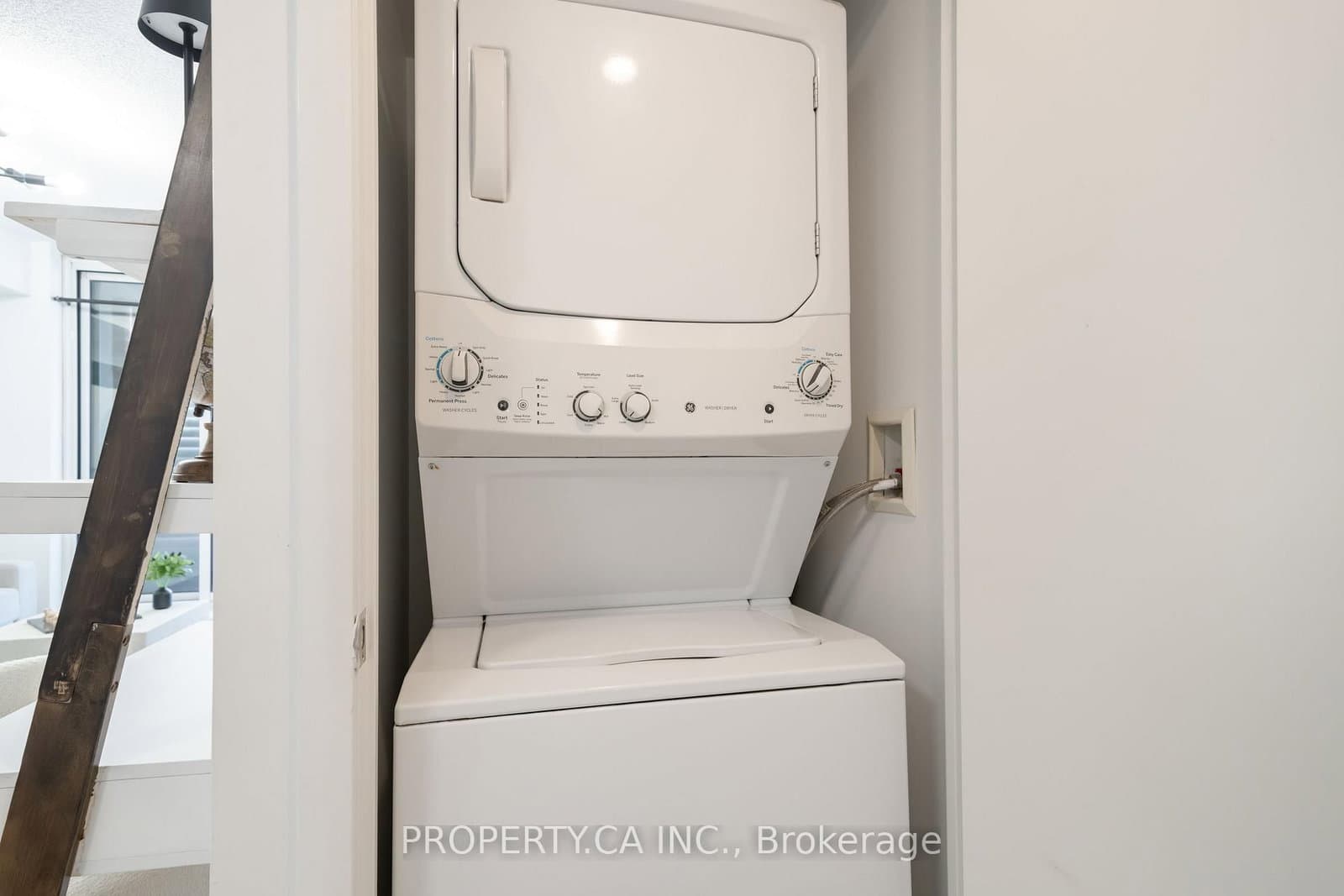 830 Lawrence Avenue, Unit 1201 thumbnail 23