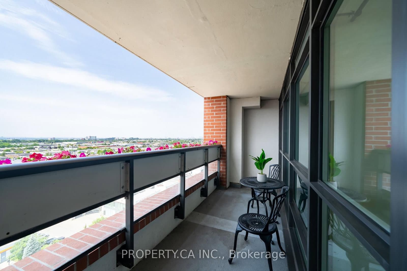830 Lawrence Avenue, Unit 1201 thumbnail 25