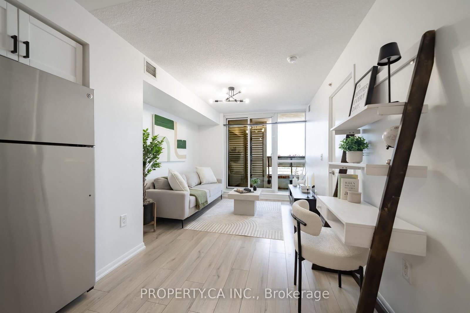 830 Lawrence Avenue, Unit 1201 thumbnail 4