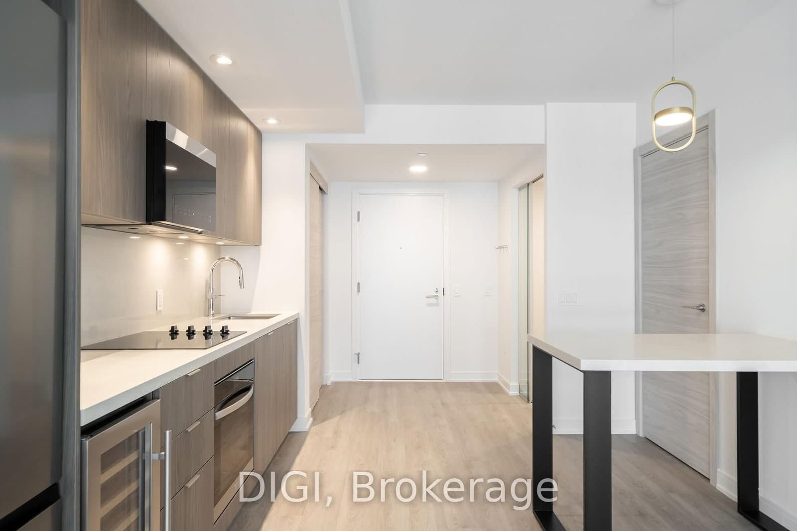 485 Perth Avenue, Unit E725 thumbnail 5