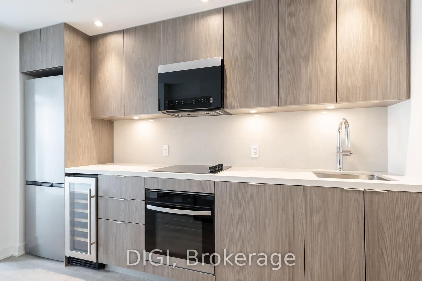 485 Perth Avenue, Unit E725 thumbnail 7