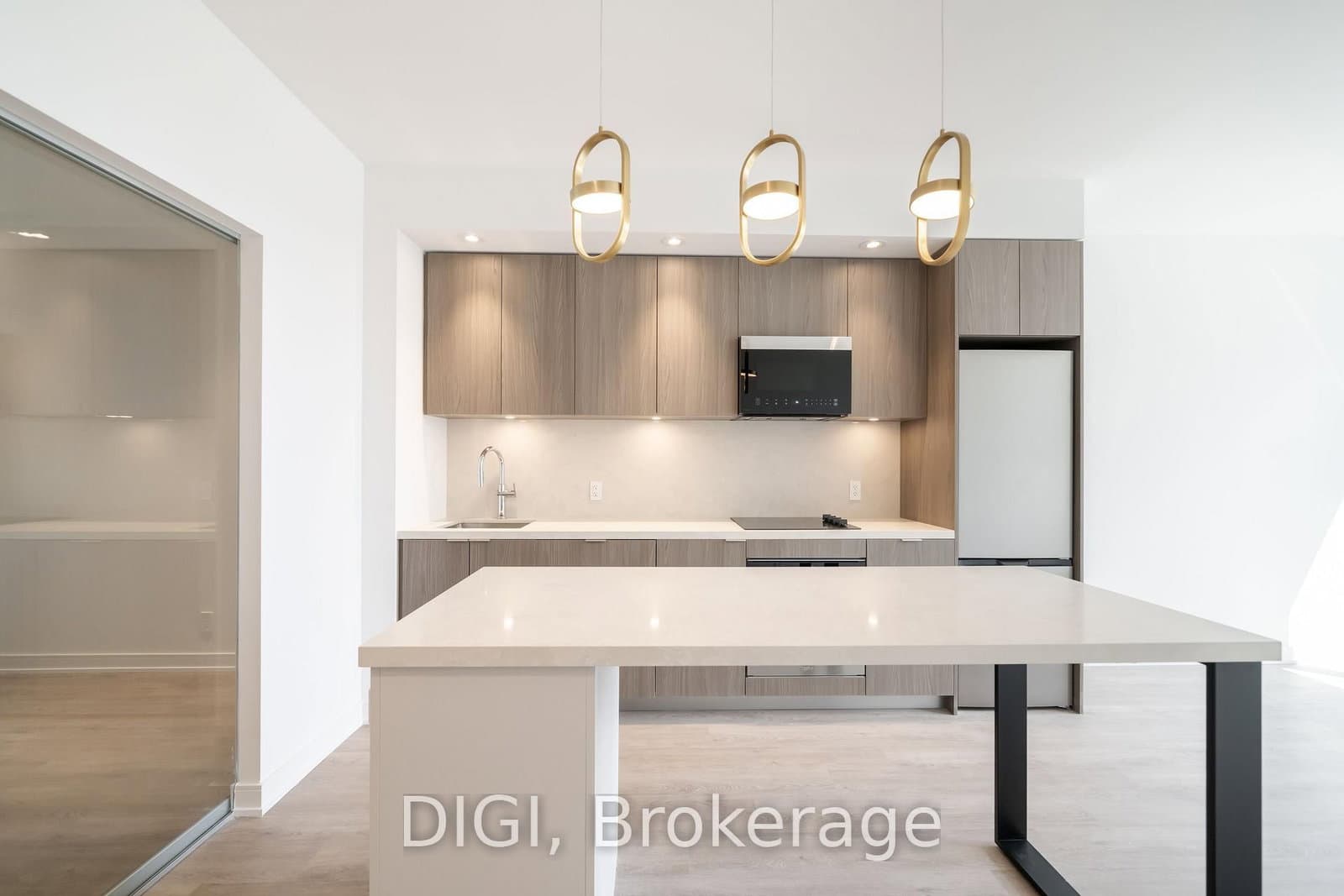 485 Perth Avenue, Unit W320 thumbnail 11