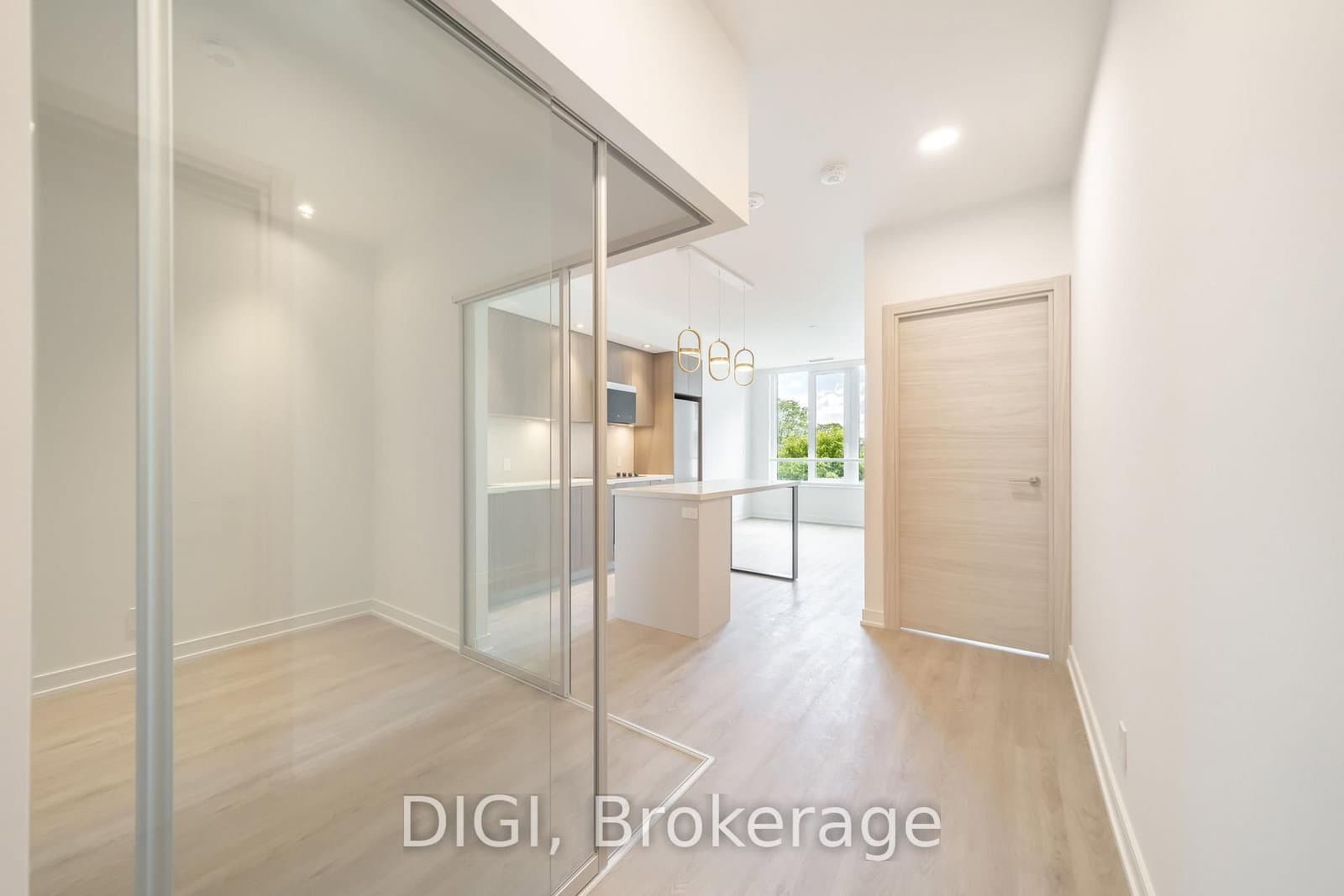 485 Perth Avenue, Unit W320 thumbnail 17