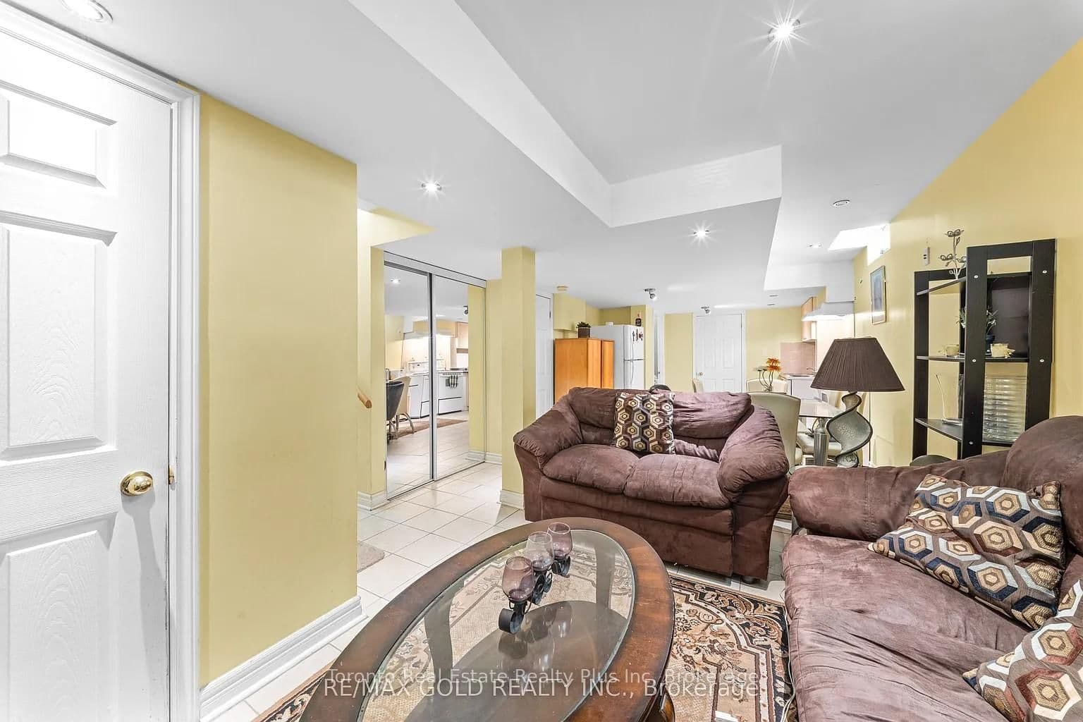17 Calderstone Road thumbnail 9