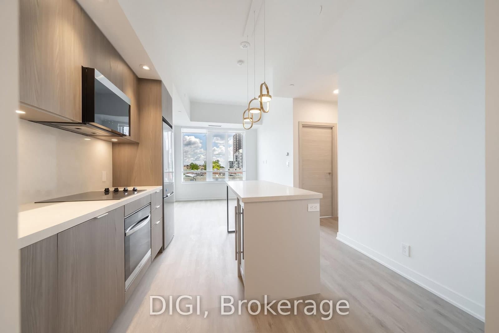 485 Perth Avenue, Unit E438 thumbnail 2