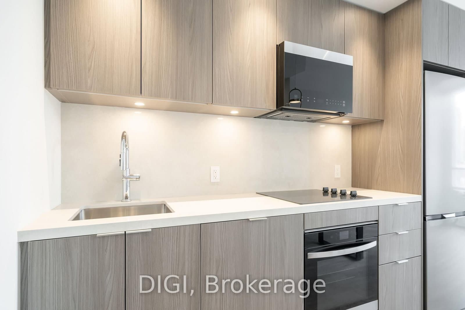 485 Perth Avenue, Unit E438 thumbnail 8