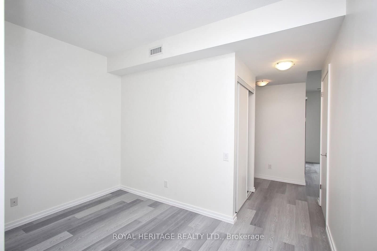105 Queensway Avenue, Unit 1216 thumbnail 22