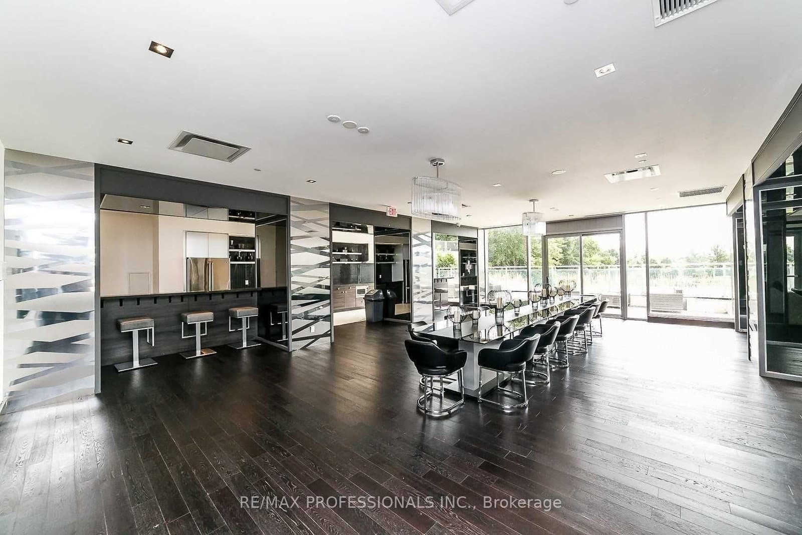 33 Shore Breeze Drive, Unit 1904 thumbnail 30