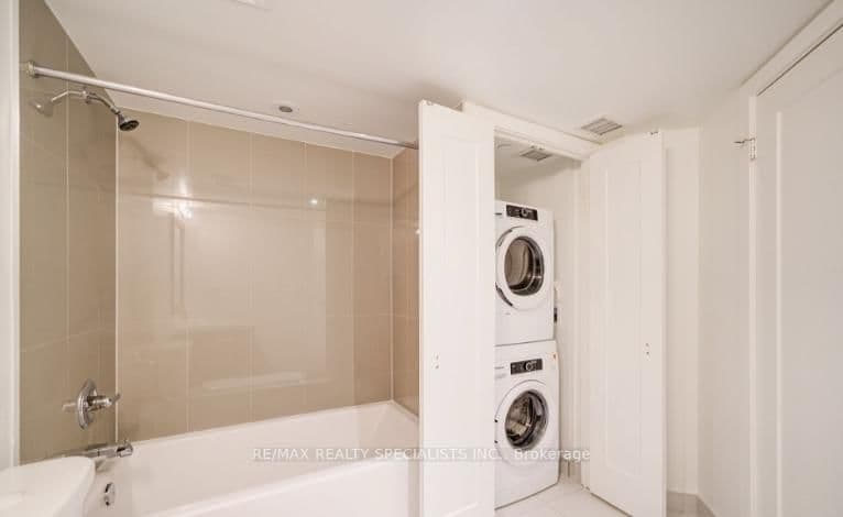 7 mabelle Avenue, Unit 2703 thumbnail 16